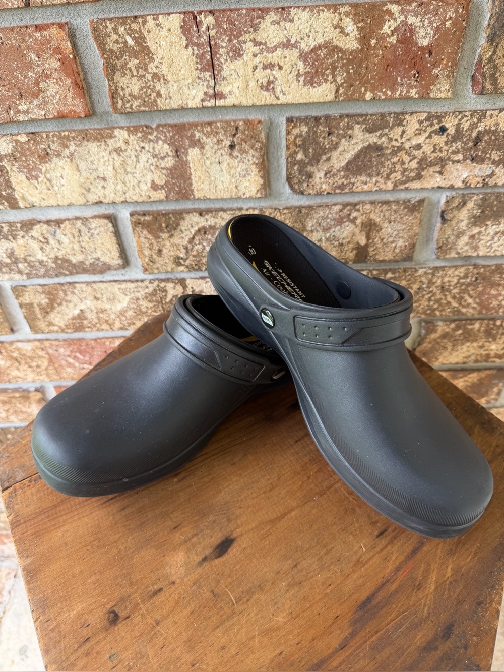 Skechers Work Arch Riverbound Clogs Men’s Size 10 Excellent!